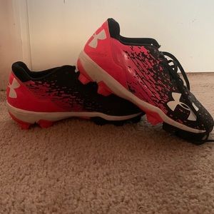 Girls under armour cleats